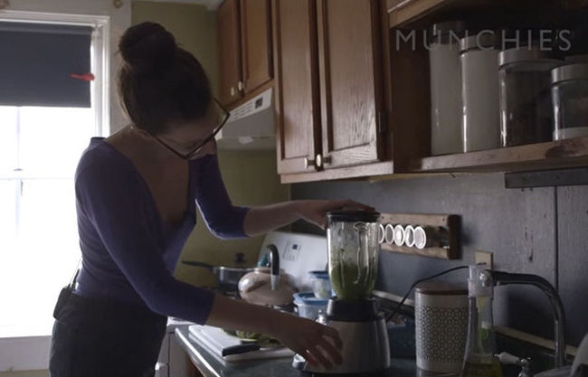 老外大叔25年每天吃披薩,吃喜愛的食物死亡也很幸福--置頂表情