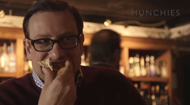 老外大叔25年每天吃披薩,吃喜愛的食物死亡也很幸福--置頂表情