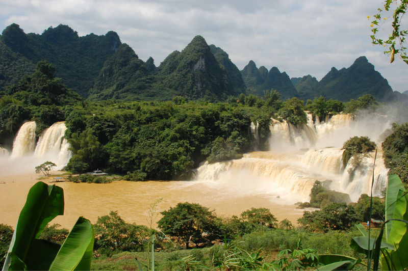 22個(gè)中國最美最酷瀑布，你去過哪一個(gè)--置頂表情